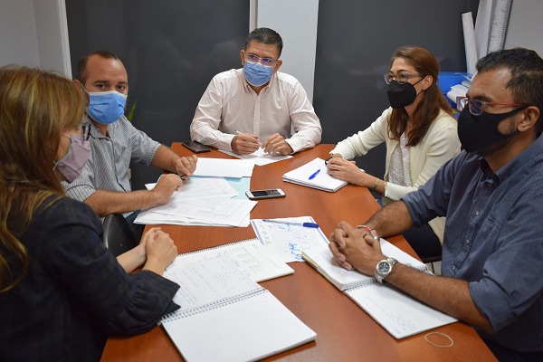 Resistencia busca disminuir la proliferación de malezas acuáticas en los humedales urbanos 38