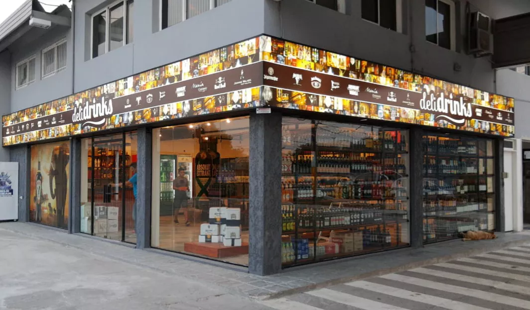 Comerciante de reconocida firma denunció ser víctima de asalto millonario en la vía pública 38