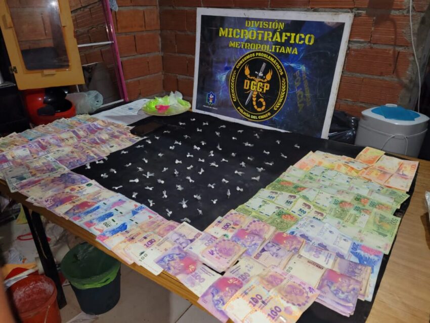 Pareja de dealers atrapada con cocaína y dinero en el asentamiento Zampa 38