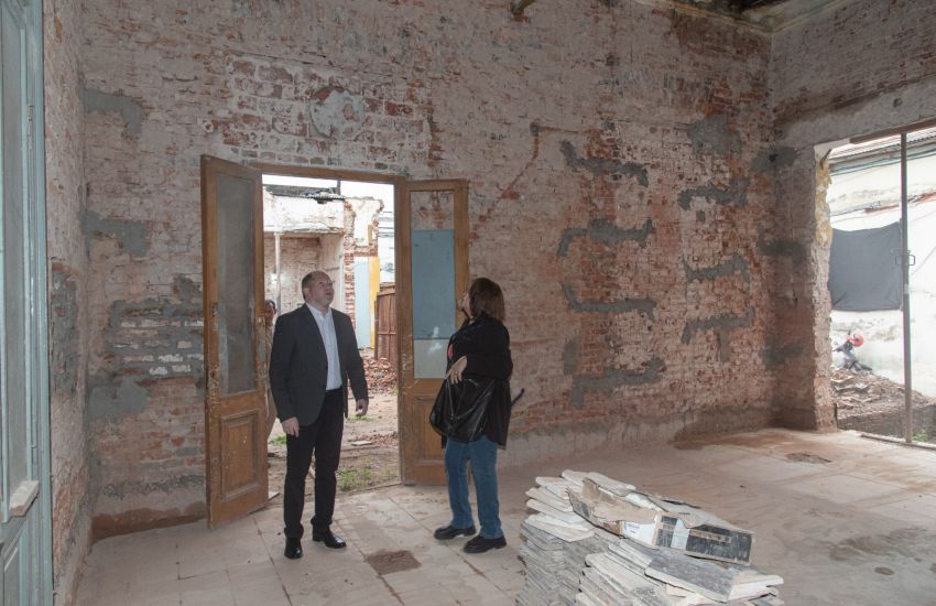 Sigue la restauración del edificio donde funcionará el Museo Provincial de Arte Contemporáneo Oscar Sánchez Kelly 38
