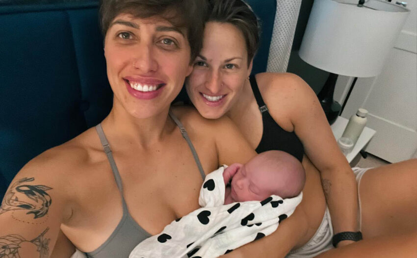Una mujer tuvo un hijo con su novia gracias al esperma de su ex y ahora viven todos juntos 36 Linda Fruits