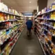 Inflación: los precios de alimentos y bebidas superan el 10% mensual y acumulan 41,2% en el año