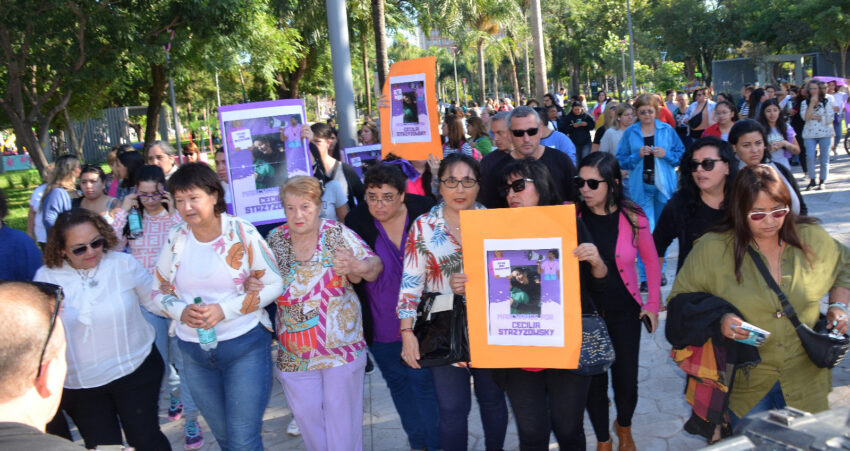 Mamá de Cecilia Strzyzowsk: "Cortaron las calles y tomaron terrenos y se lo permitimos, ahora van a empezar a desaparecer gente" 41