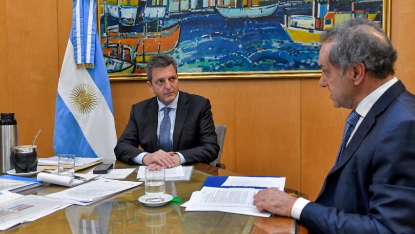 Massa recibió a Scioli tras el cierre de listas y acusaciones de "traición" 40