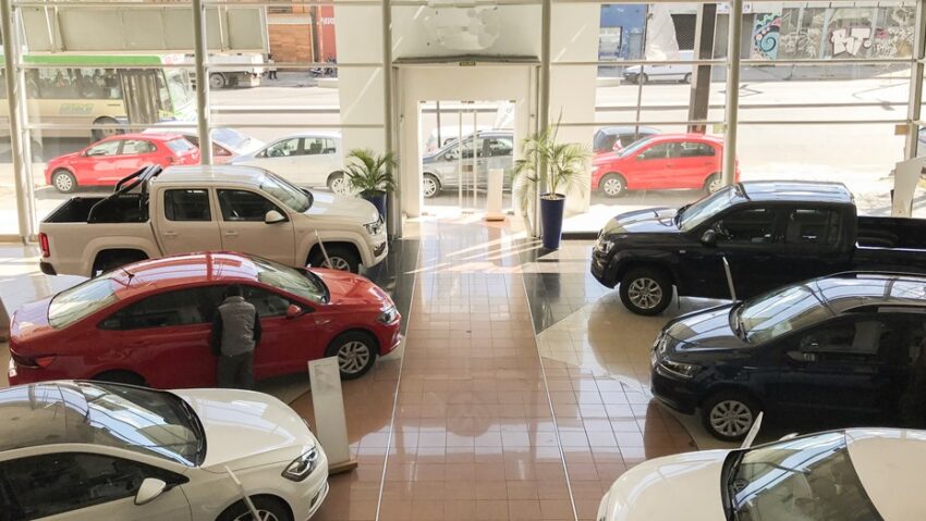 Los precios de los autos subirán hasta 10% y el más barato costará $5,5 millones 51
