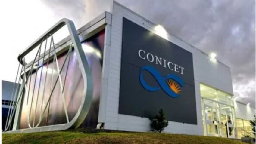 Trabajadores del Conicet convocan a una movilización, tras la propuesta de Milei de privatizarlo 51