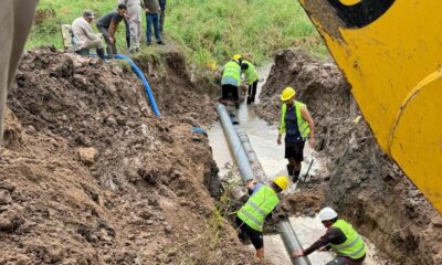 Resistencia: SAMEEP realiza reparaciones en las cañerías ubicadas sobre Ruta 11 y el Río Negro