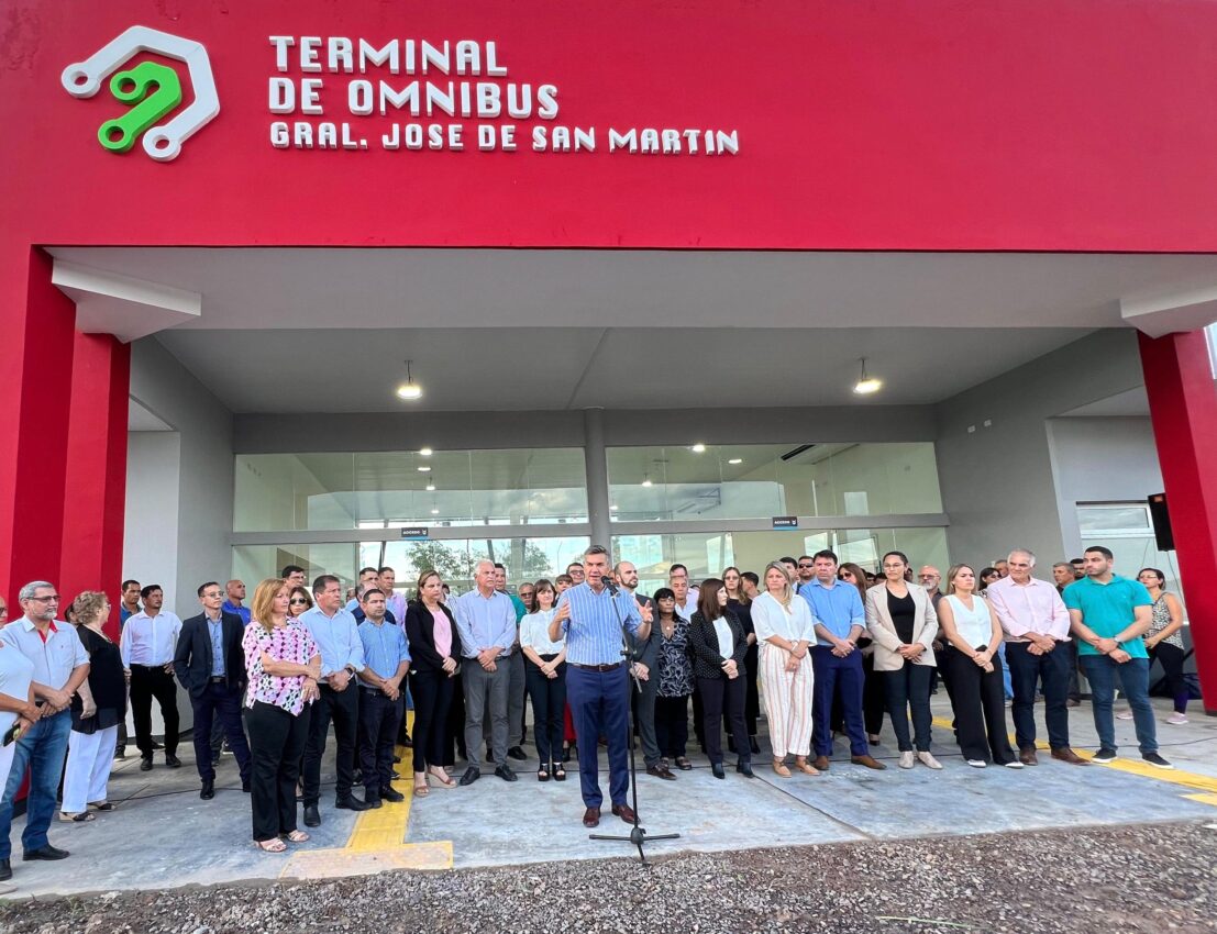 Zdero inauguró la terminal de San Martín