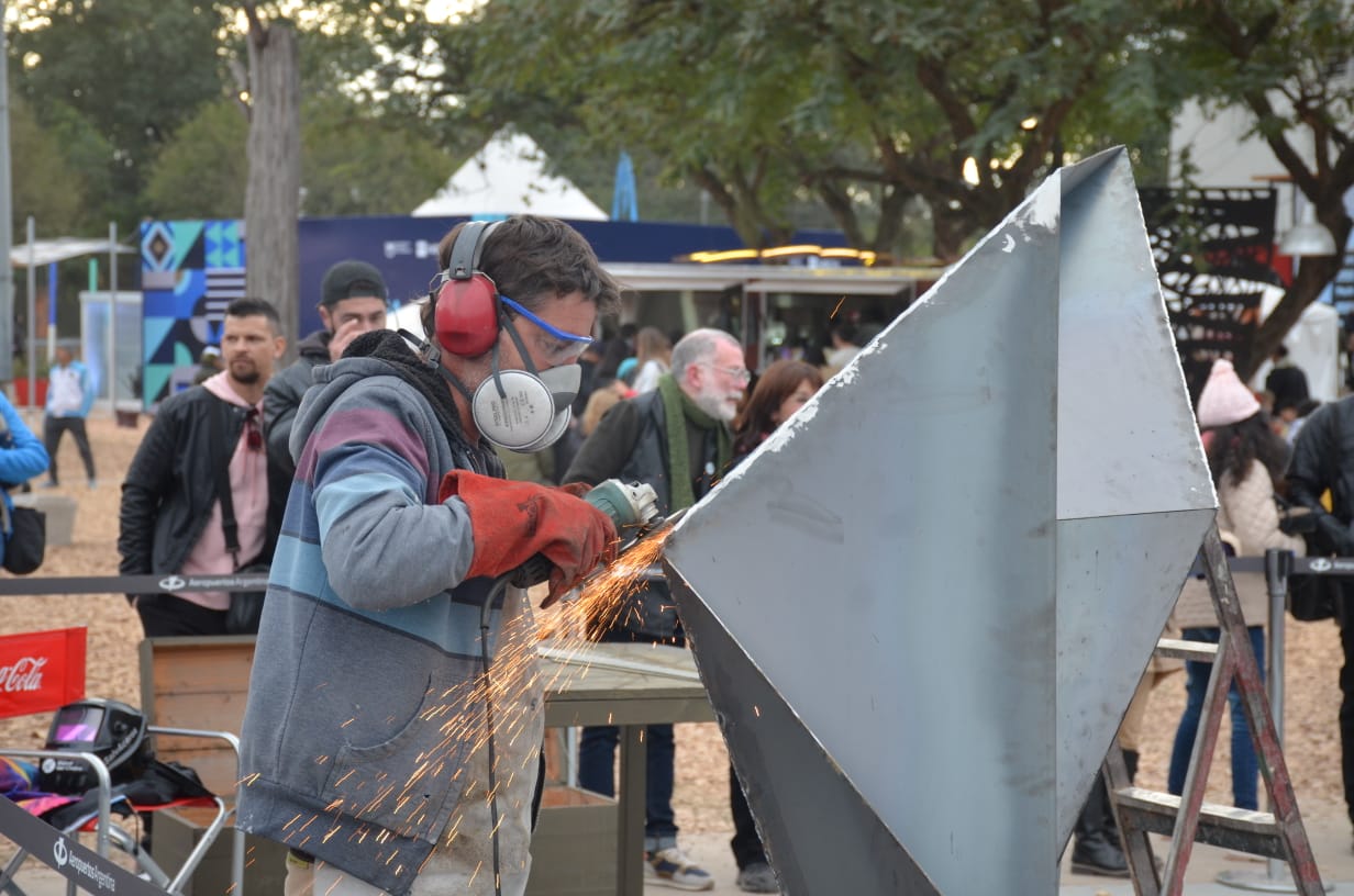 Bienal de Esculturas 2024: conocé todas las actividades de este lunes