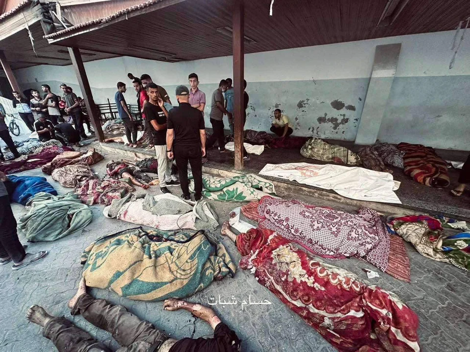 Al menos 100 personas murieron por bombardeo israelí a una escuela de la ciudad de Gaza 36 Al menos 100 personas murieron por bombardeo israelí a una escuela de la ciudad de Gaza