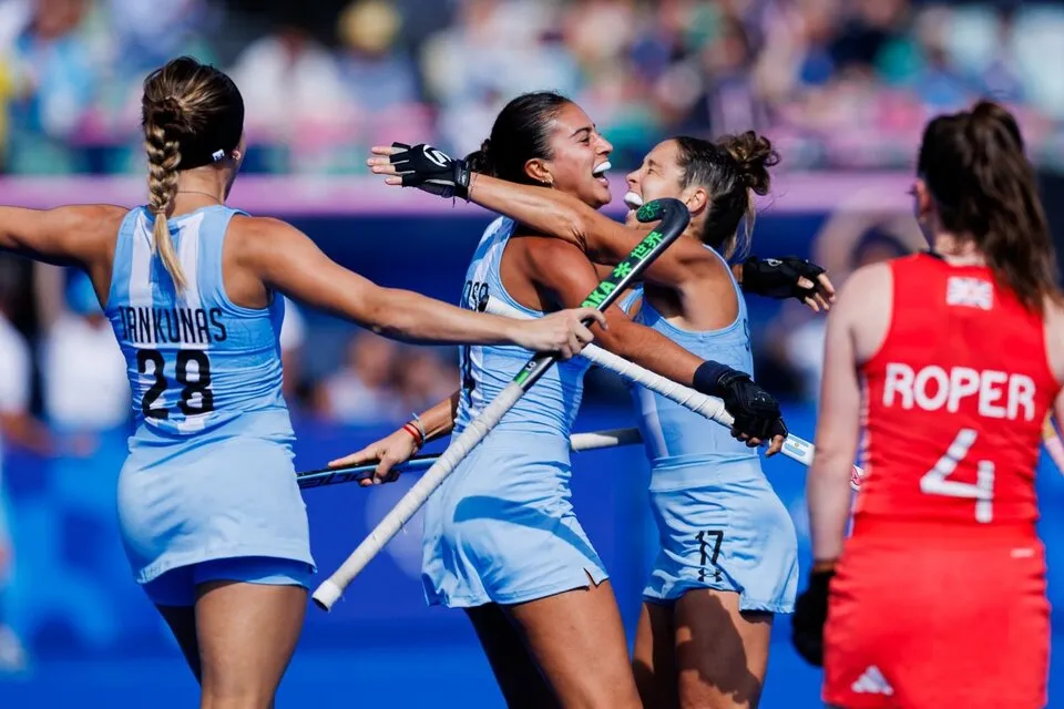 Las Leonas siguen imparables: golearon a Gran Bretaña y esperan rival en cuartos de final