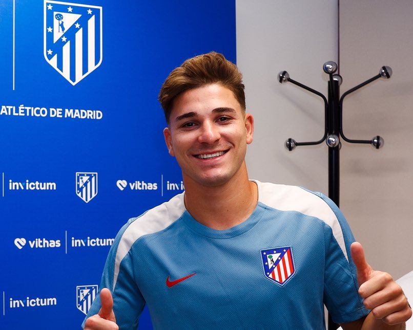 Julián Álvarez ya es jugador de Atlético Madrid, que lo anunció de una manera muy particular