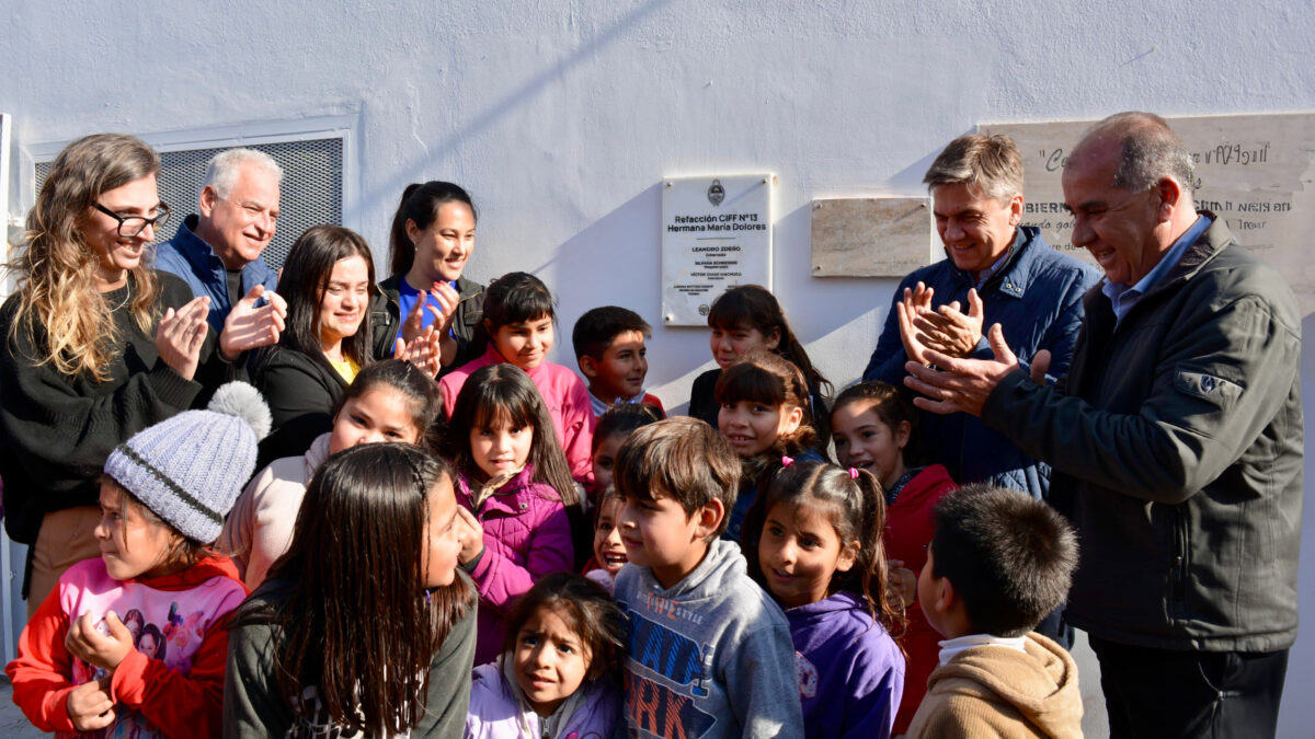 Las Breñas: Zdero inauguró obras de mejoras y entregó equipamiento al CIFF N° 13