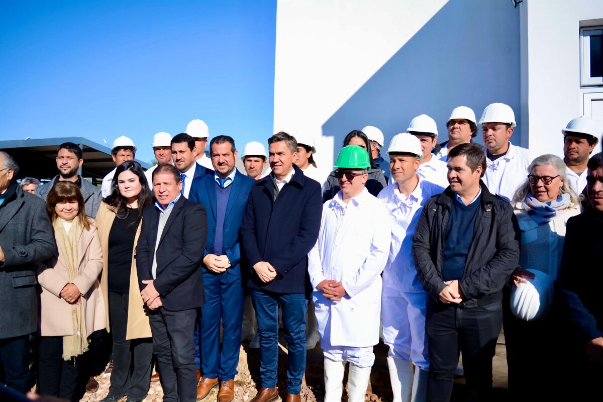 79º aniversario de Las Garcitas: Zdero inauguró un frigorífico y un centro de monitoreo con 10 cámaras de seguridad