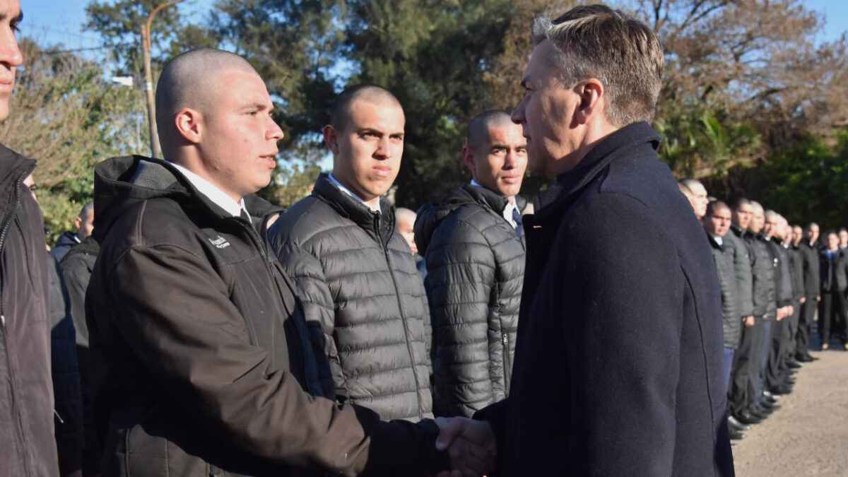 Zdero dio la bienvenida a los 400 futuros agentes que inician su formación en la Escuela de Policía