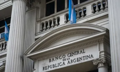 El Banco Central vendió US$238 millones en el último día de agosto, pero cerró el mes con saldo positivo