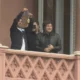 “Maligno” Torres se reunió con Javier Milei y salió al balcón de la Casa Rosada para mostrar su medalla de oro