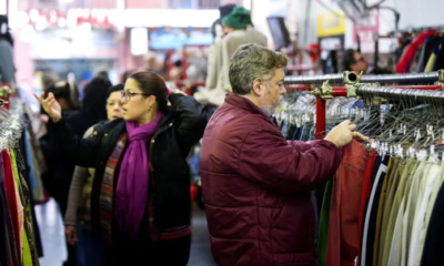 Las ventas minoristas cayeron un 15,7% anual en julio y 1,6% respecto de junio