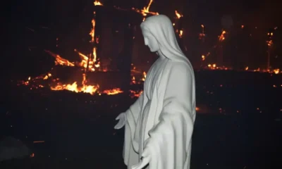 Incendios en Córdoba: una imagen de la Virgen María quedó intacta pese al avance de las llamas