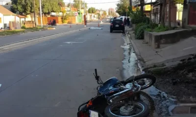 Resistencia: un motociclista murió tras chocar contra un poste de luz