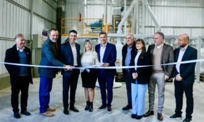 Día de la Industria: Zdero inauguró la ampliación de la planta de OVNI y entregó promociones industriales