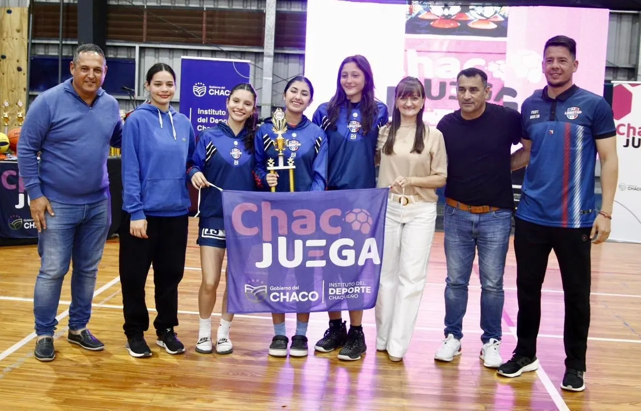 Polideportivo Jaime Zapata: la vicegobernadora Schneider acompañó el cierre de "Chaco Juega"