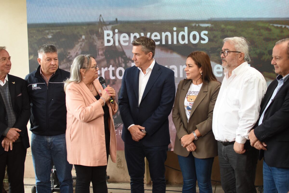 Zdero inauguró el nuevo sistema de seguridad del Puerto de Barranqueras