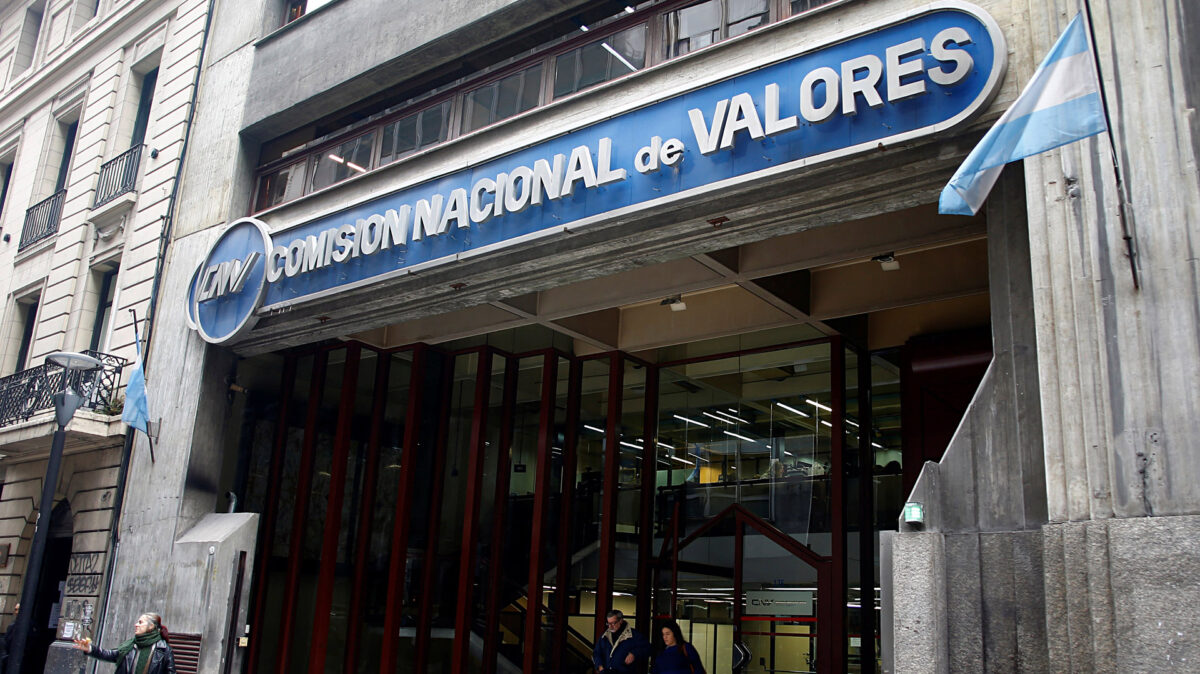 La CNV autorizó a los mayores de 13 años a invertir en el mercado de valores