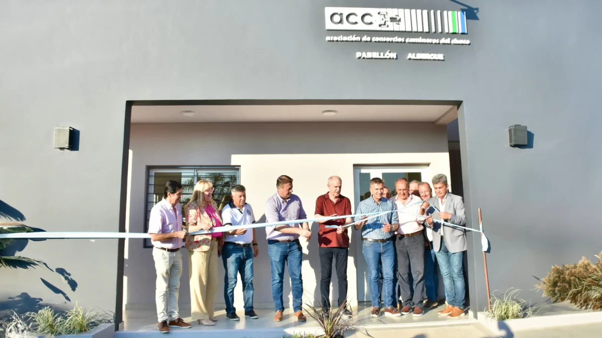 Zdero inauguró el edificio de los consorcios camineros en Resistencia y avanzó en convenios de fortalecimiento