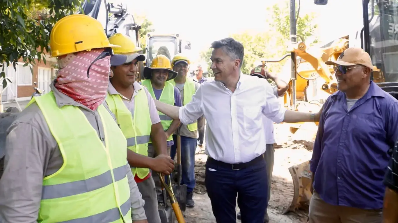 Zdero anunció nuevas obras de pavimentación para Villa San Martín