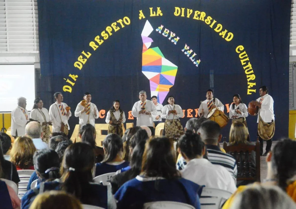 Se conmemora el “Último día de libertad de los pueblos originarios" y la "Diversidad cultural"