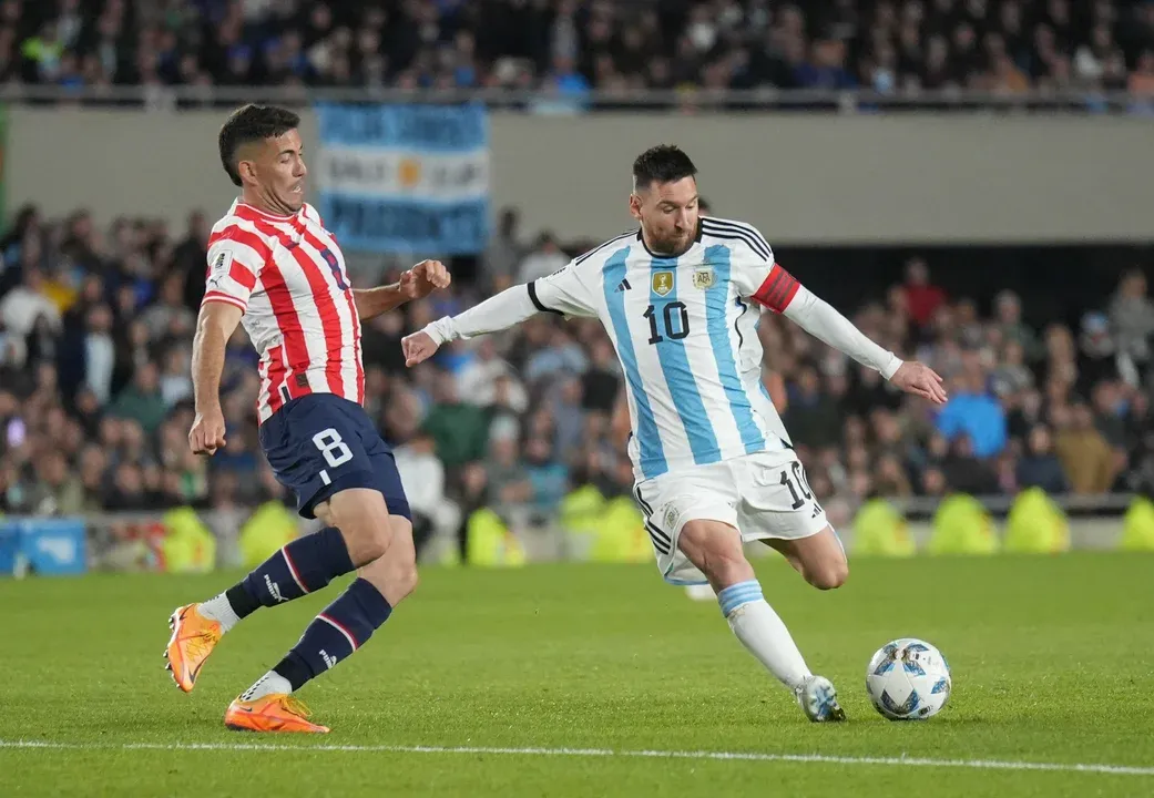 Argentina quiere seguir en lo más alto de las Eliminatorias en una visita de riesgo ante Paraguay