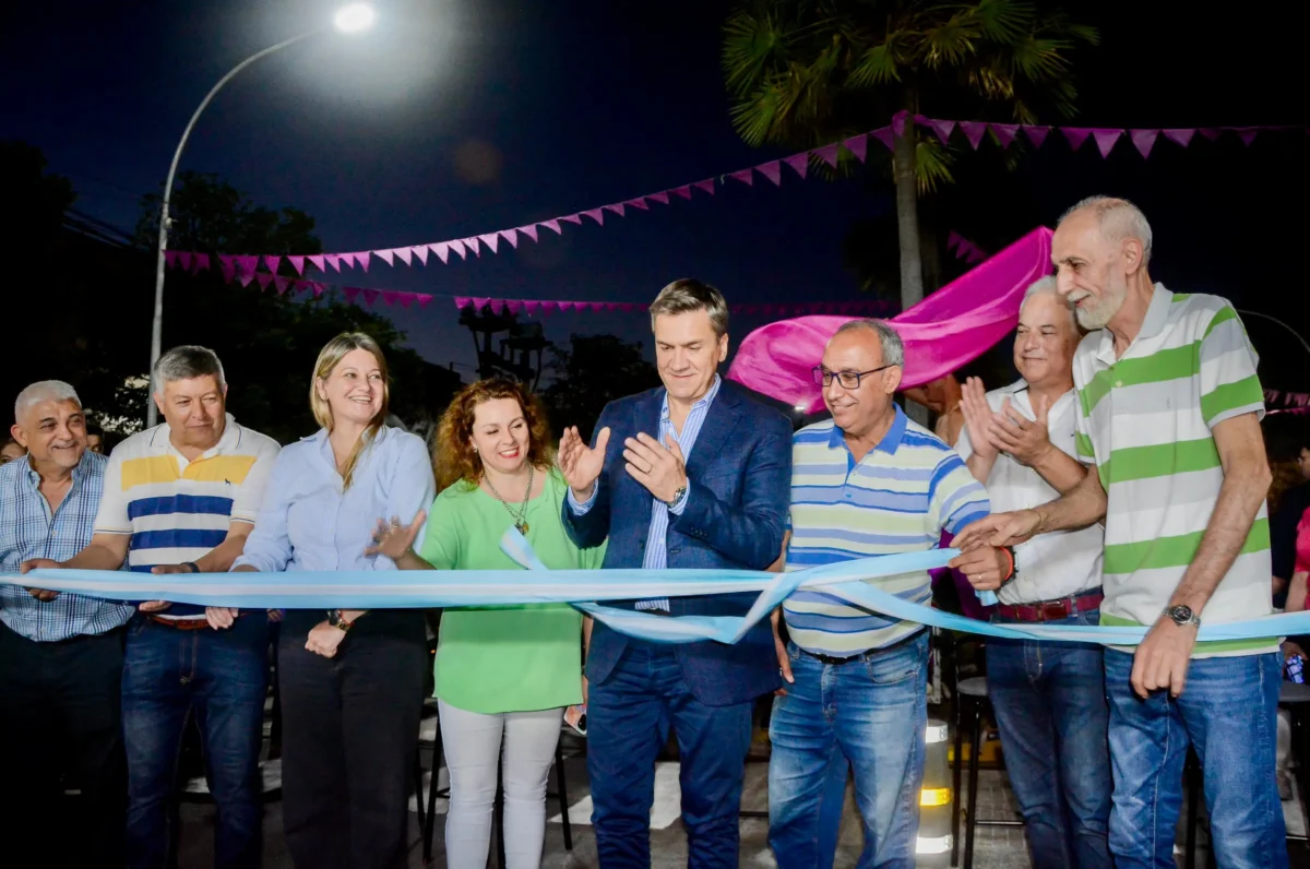 Zdero inauguró la repavimentación de la Avenida 25 de Mayo en Resistencia