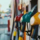 Desde este domingo aumentan los precios de la nafta y el gasoil: cuánto costará el litro