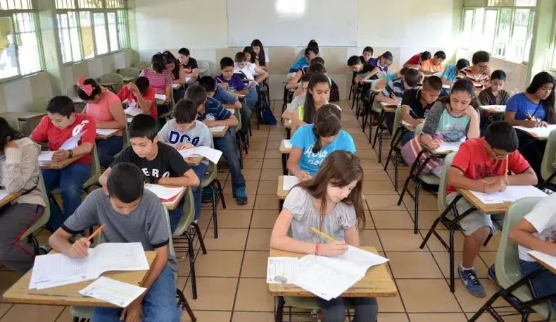 Más de 2000 estudiantes rendirán exámenes de ingreso este jueves y viernes en ocho escuelas secundarias de Chaco