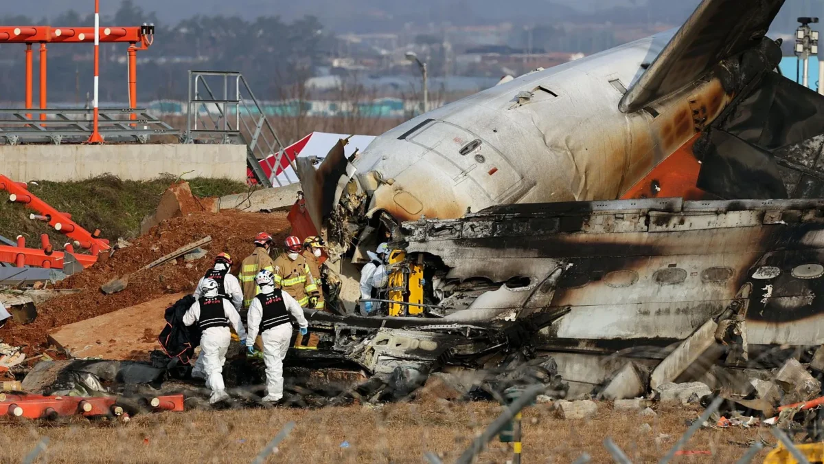 Tragedia en Corea del Sur: se estrelló un avión y hay al menos 177 muertos