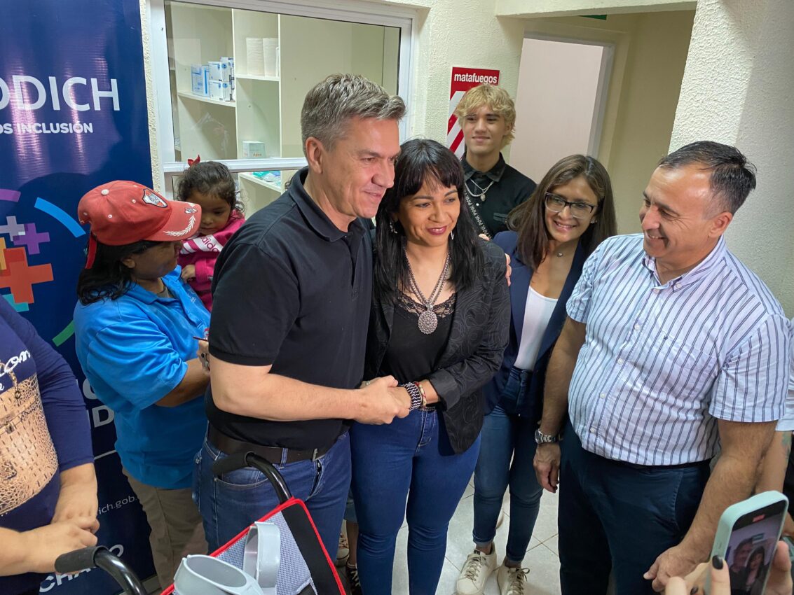 Zdero inauguró el Centro de Salud del Barrio Sur en Avia Terai, que atenderá a toda la comunidad