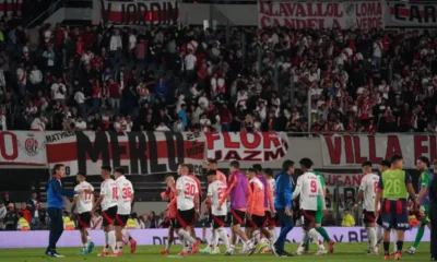 River empató con San Lorenzo y se retiró silbado del Monumental