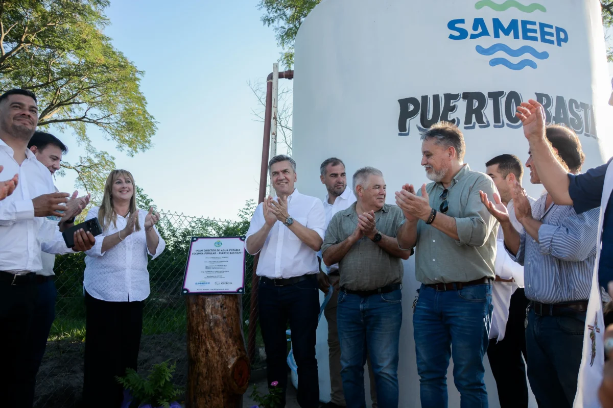 Zdero inauguró el Plan Director de Agua Potable Colonia Popular - Puerto Bastiani