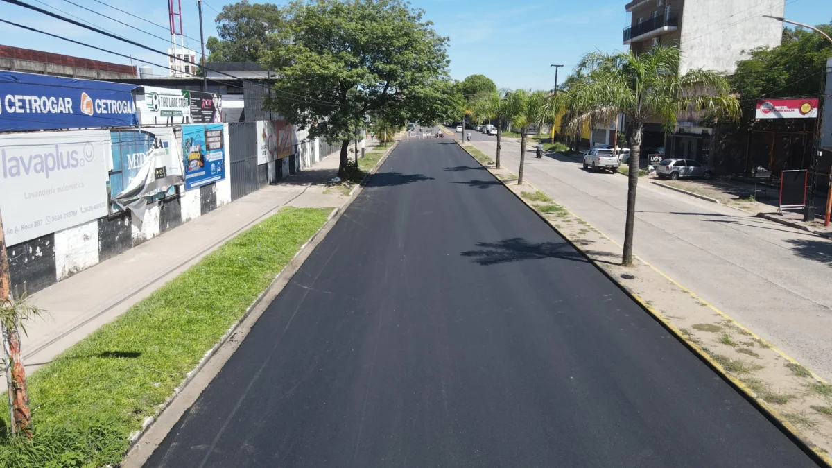 Avanzan las obras de repavimentación en la avenida 9 de Julio de Resistencia 36 Avanzan las obras de repavimentación en la avenida 9 de Julio de Resistencia