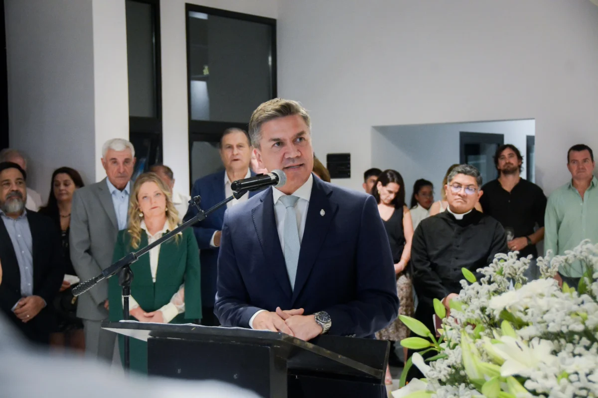 Zdero destacó la reapertura del histórico Hotel Gualamba en General Pinedo 36 Zdero destacó la reapertura del histórico Hotel Gualamba en General Pinedo