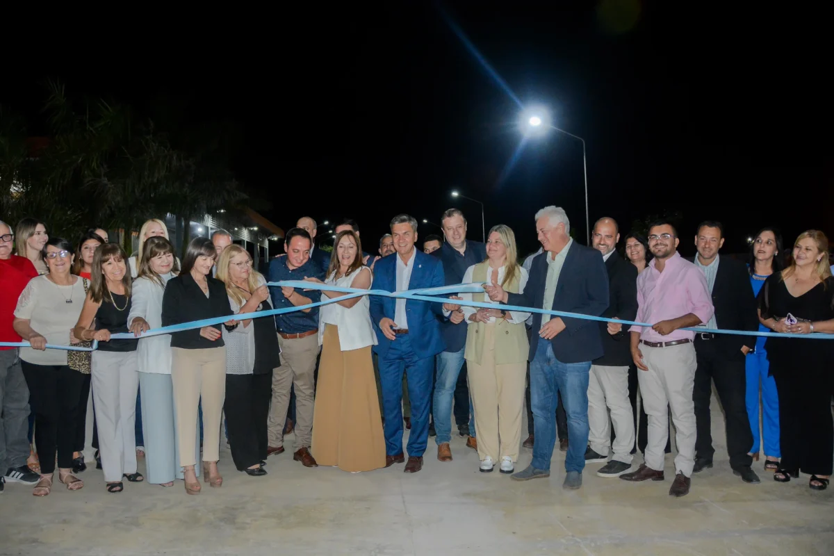 Zdero acompañó el 80° aniversario de Santa Sylvina con múltiples inauguraciones