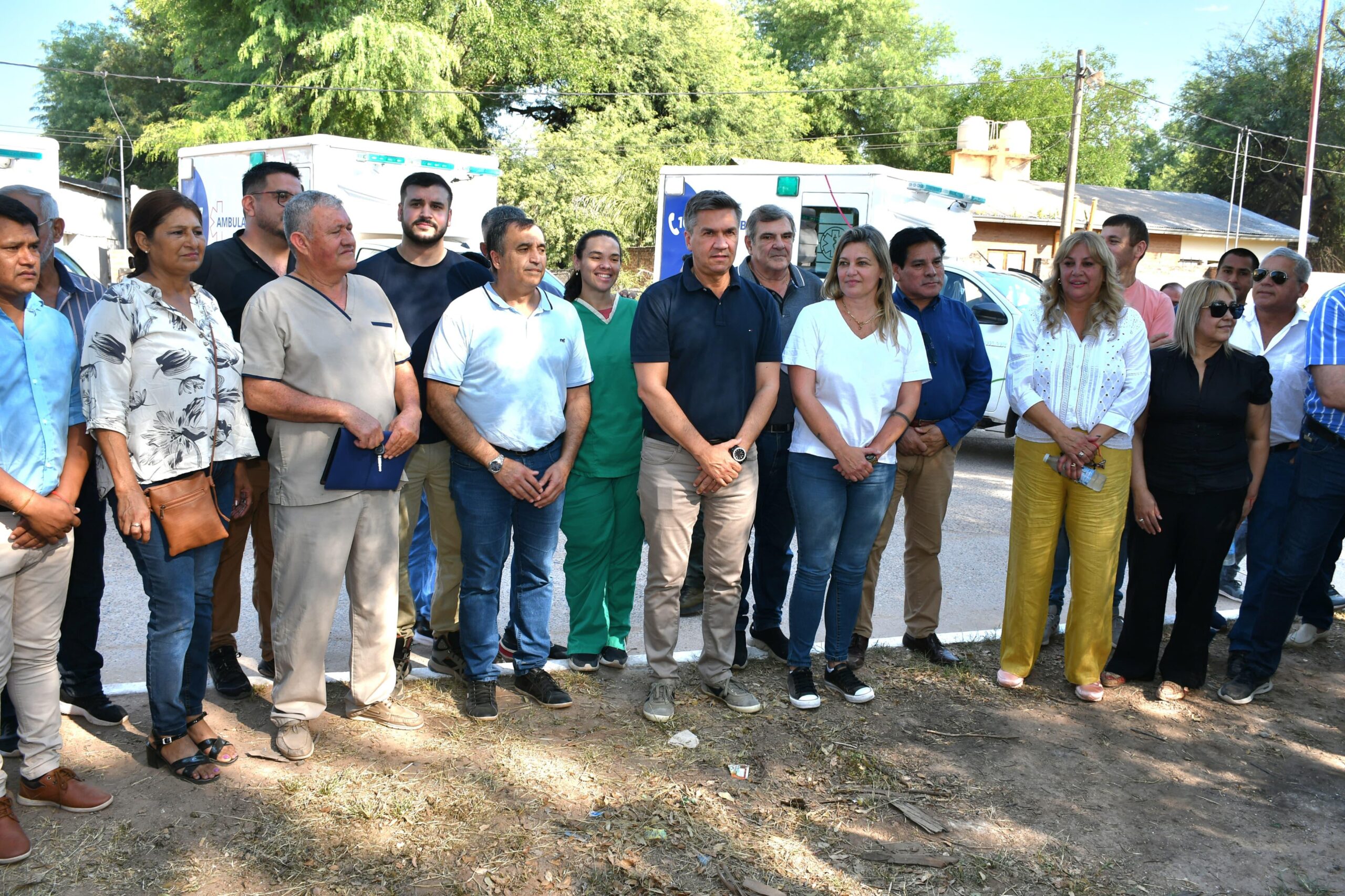 Misión Nueva Pompeya: Zdero entregó ambulancias 4x4 y lideró un operativo sanitario territorial