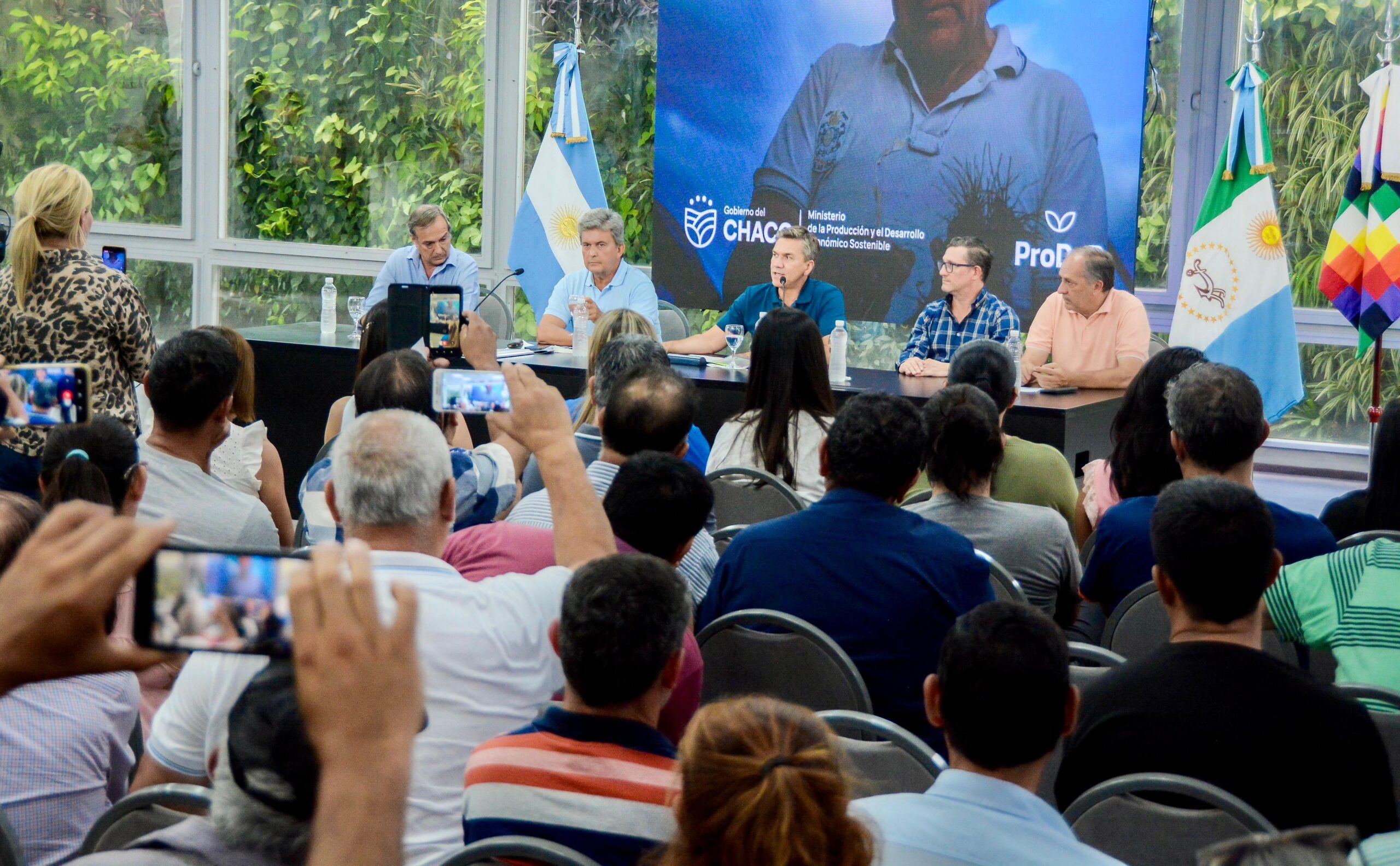 Zdero relanzó el Programa de Desarrollo Rural para fortalecer 85 consorcios locales