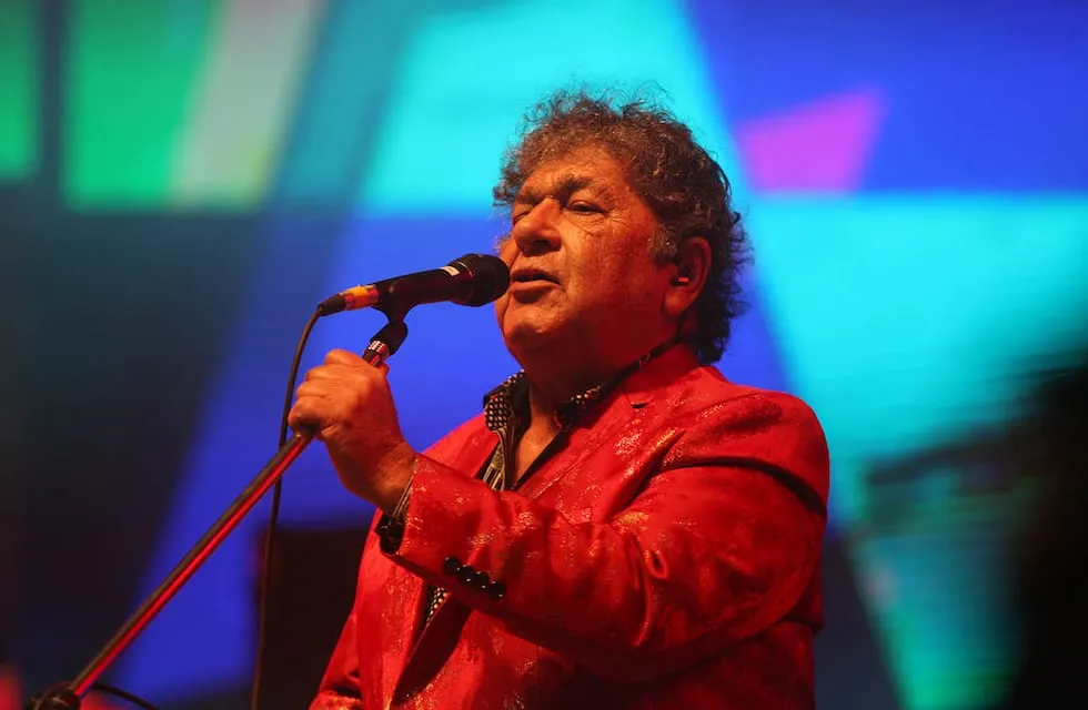 Cacho Deicas, cantante de Los Palmeras, recibió el alta médica