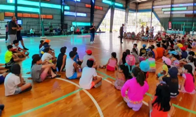 Inició el primer turno de la colonia de vacaciones en el polideportivo Jaime Zapata