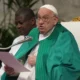 El papa Francisco sigue en estado crítico y presenta una insuficiencia renal leve