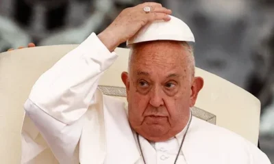 El Vaticano informó que la salud del Papa Francisco muestra una mejoría consolidada