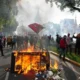 La reacción del Gobierno a la violenta marcha de los barras: “Esto es lo que la gente no quiere más”