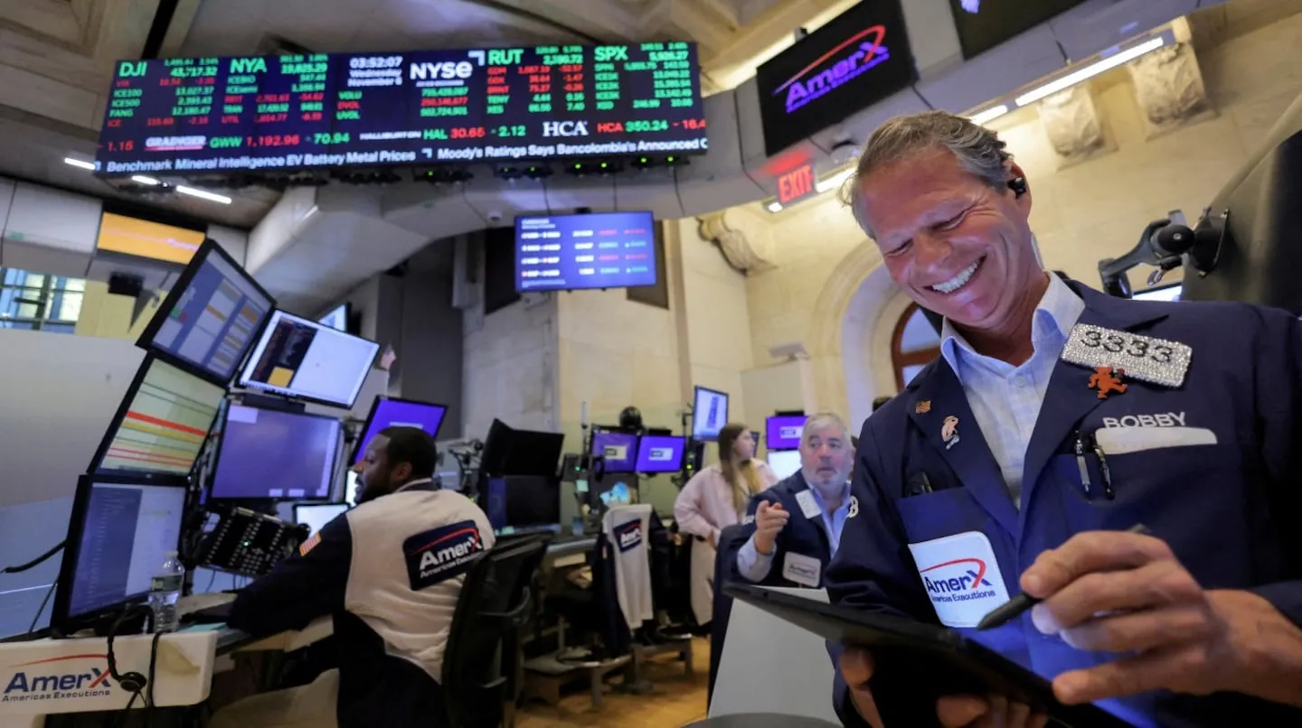 Tras el fin del cepo, suben los bonos y las acciones argentinas en Wall Street 51 Tras el fin del cepo, suben los bonos y las acciones argentinas en Wall Street